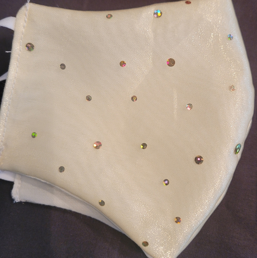 Pretty facemasks - Picture 6 of 6